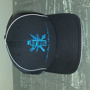 The Sonder Shaker Restaurant Embroidered Logo Flexfit Fitted Hat Cap L-XL